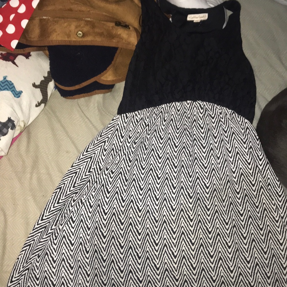 Black and white lacy chevron dress